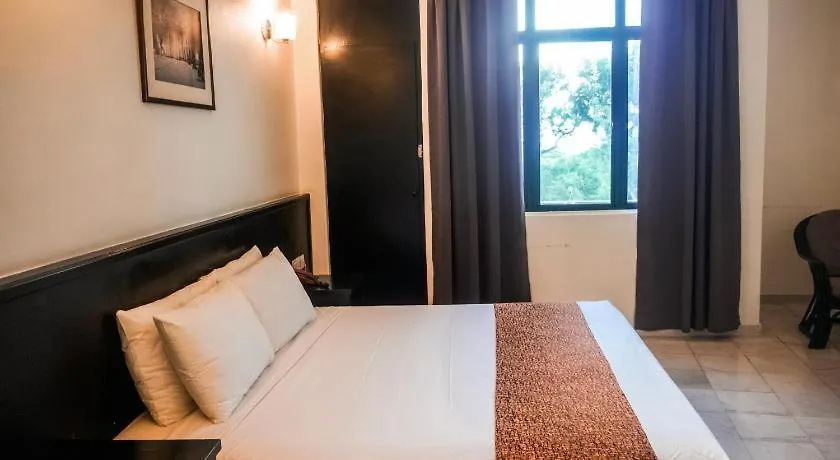 Stallions Suite Penang Jelutong Hotel