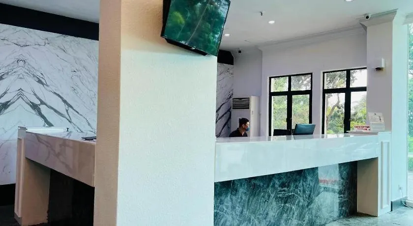 Stallions Suite Penang Jelutong Hotel