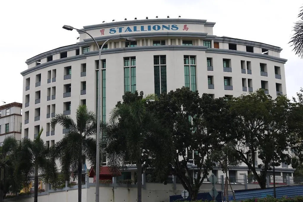 Stallions Suite Penang Jelutong Hotel